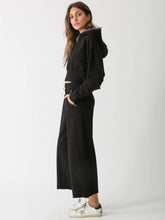 Coastline Cropped Hoodie - Onyx